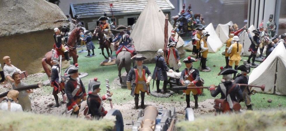 Historische Zinnfiguren in einer Ausstellungsszene